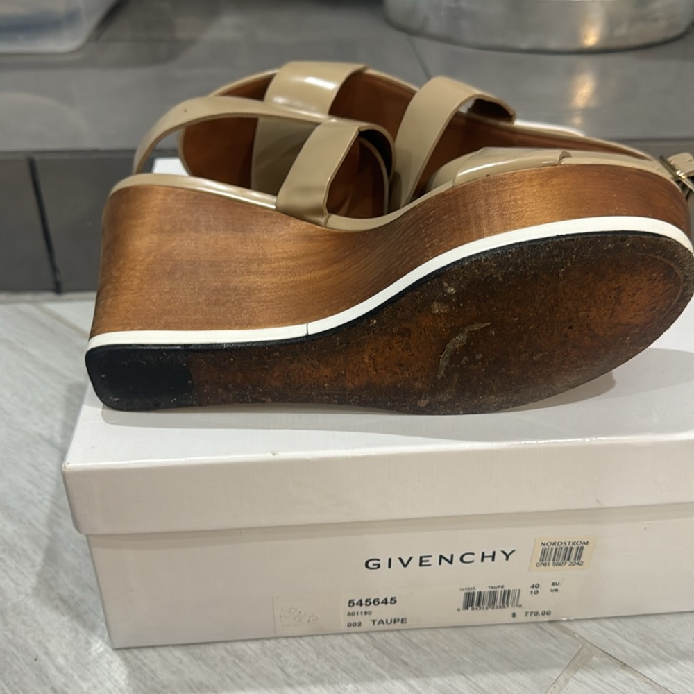 Authentic Givenchy Wedge Size 40 - image 6